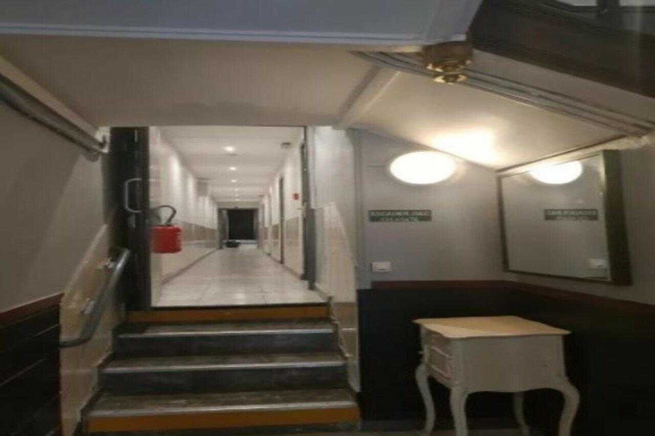 Hipotel Paris Belleville Gare De L'Est Екстериор снимка